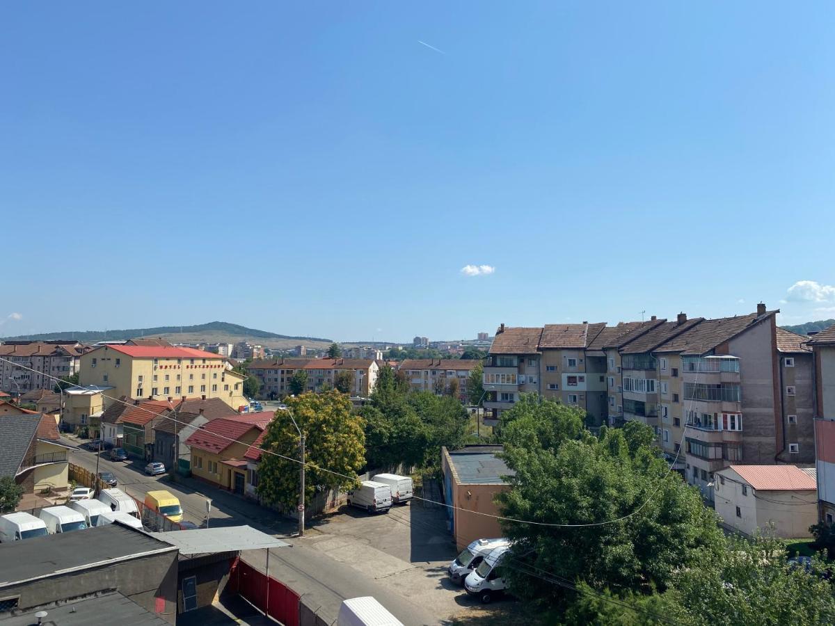 Pav- Nihil Sine Deo Appartamento Hunedoara Esterno foto